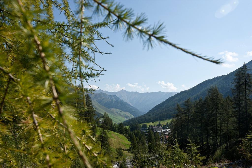 Hotel Des Alpes Samnaun Esterno foto